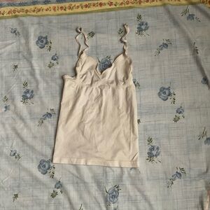 🐥Delicates Cream Spaghetti Strap Cami Top